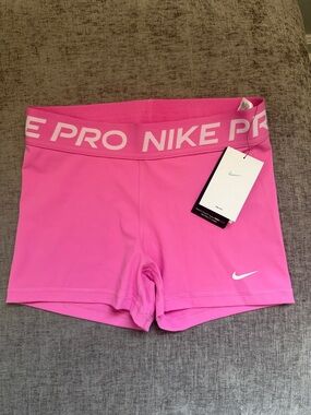 NWT Nike Pro pink 3” spandex
